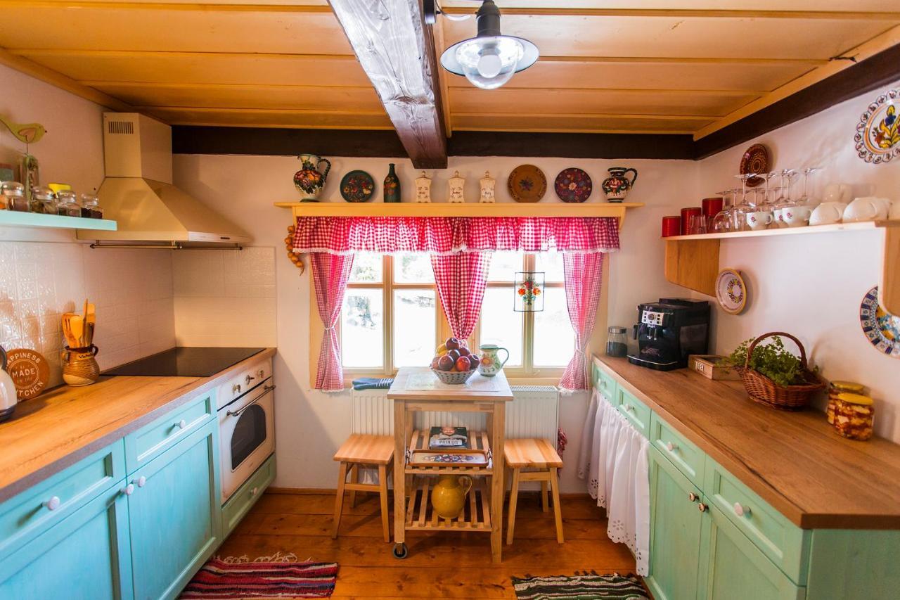 Chalupa Sarka Dolni Dvur Exterior photo
